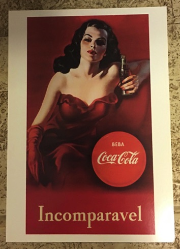 02380-2 € 0,50 coca cola ansichtkaart 10x15cm afb dame rode jurk.jpeg